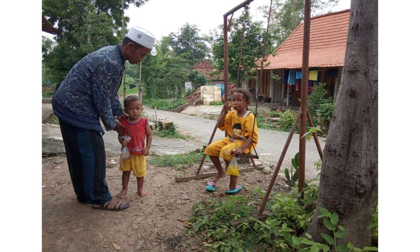 Anak-anak Desa Ngaglik sedang bermain