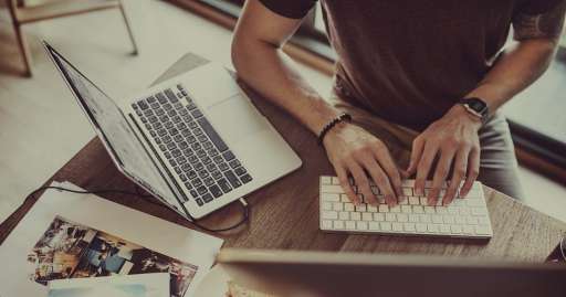 5 Tips Kerja Sehat & Praktis saat WFH