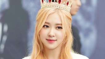 Rose Blackpink Kentut