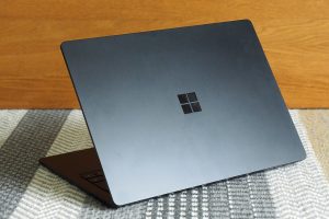 Microsoft Surface 4 Akan Hadir Dalam Versi AMD dan Intel