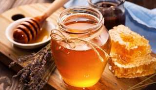 Khasiat dan Efek Samping Konsumsi Madu