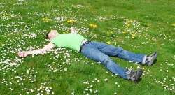 Kaum Rebahan Jadi Krisis di China !? Mengapa??