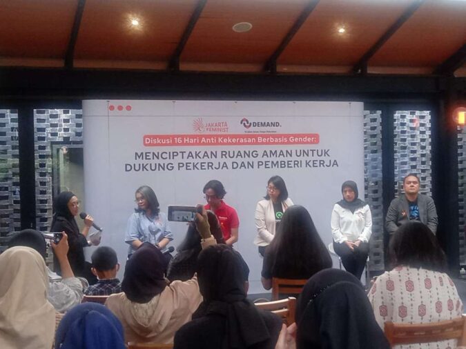 Kekerasan seksual di lingkungan kerja