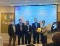 Atase Pendidikan KBRI Canberra, Mukhammad Najib, Terima Outstanding Leadership Award