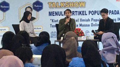Talkshow Menulis artikel populer ilmiah UNM