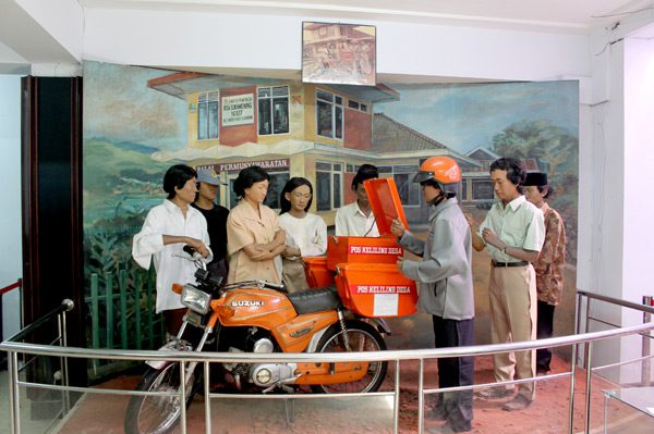 Diorama dalam Musium pos