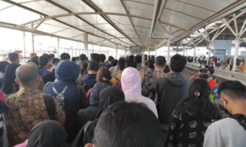 KCI Tambah 31 Kereta Pada Jam Sibuk