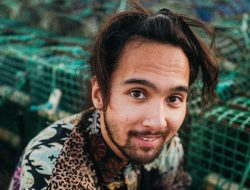 TÓKE Ajak Pendengarnya Berdansa Romantis Melalui Single Terbaru ‘Easy & Sway’