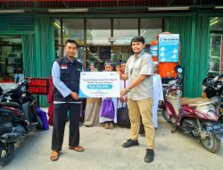BMH-BSI Bahagiakan Anak Yatim Dhuafa Jayapura dengan Belanja Sekolah