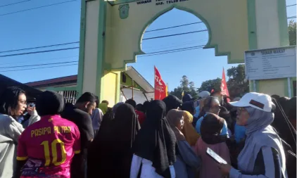 Jalan santai di Kabupaten Teluk Wondama