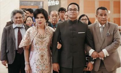 Putra Hotman Paris Lakukan Pertunangan