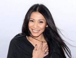 Anggun C Sasmi Tuai Pujian dalam Bintangi Serial Cannes Confidential!