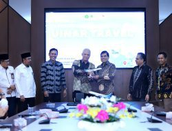 Rektor UIN Ar-Raniry Luncurkan UINAR Travel