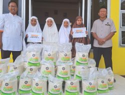 Laznas BMH Salurkan 500 Kg Beras untuk Santri di Gorontalo