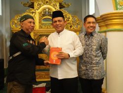 BWA Salurkan 20.000 Al-Quran Wakaf ke Kepulauan Meranti dan Provinsi Kepulauan Riau