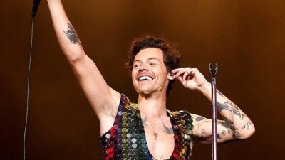 Harry Styles Sumbang Rp98 Miliar