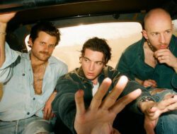 Comeback! LANY Rilis Lagu Baru Berjudul “Home Is Where The Hurt Is”