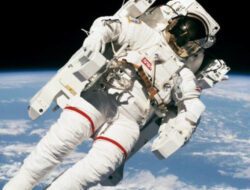 Astronot Saat di Luar Angkasa Kekebalan Tubuhnya Terancam