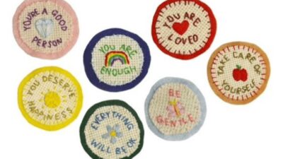 Kerajinan Tangan Laku dengan Nilai Tinggi