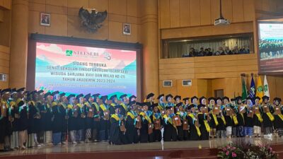 Cetak Rekor dalam 5 Tahun Terakhir, Wisudawan STEI SEBI Raih IPK 3,88 