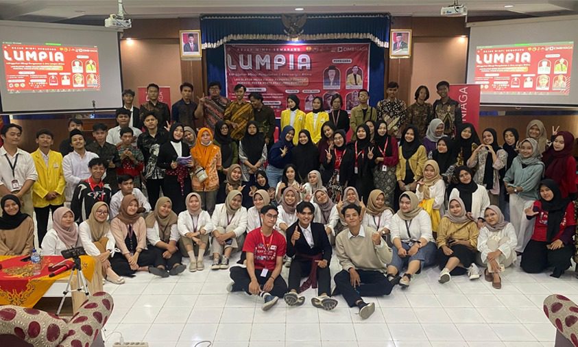 Seminar Gebyar Legislator