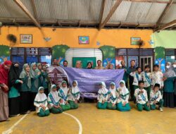 Dosen IPB University Kenalkan Cara Pembuatan Pelet Pakan Ikan Nila kepada Warga Sekolah Adiwiyata Nasional MI Muhammadiyah 1 PK Sukoharjo