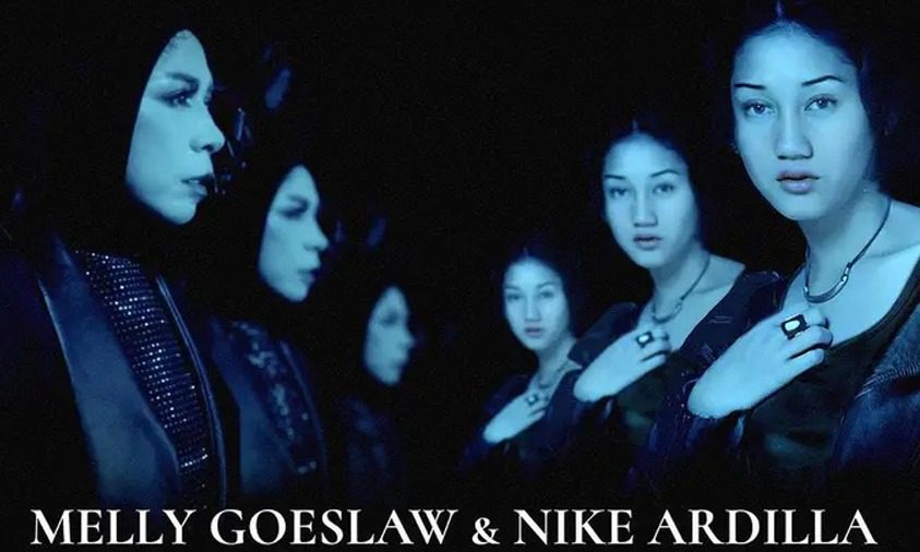 Melly Berduet dengan Nike