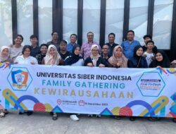 Prodi Kewirausahaan Cyber University Ciptakan Kekompakkan Melalui Family Gathering