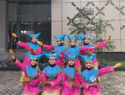 Tim Tari SD Prestasi Global Depok Juara Lomba Tari Kreasi Daerah Nusantara Tingkat Nasional