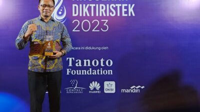 Universitas BSI raih penghargaan di anugerah distiristek 2023