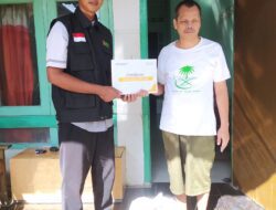 BMH Beri Bantuan Sembako untuk Penyandang Tunanetra di Madiun