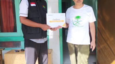 BMH Beri Bantuan Sembako untuk Penyandang Tunanetra di Madiun