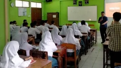 MTryout dengan SMK Al-Fajar