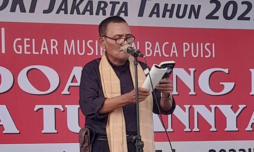 sastrawan Pulo Lasman Simanjuntak