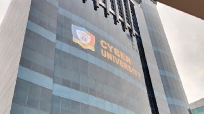 Kampus yang Lulusannya Kerja di Bank