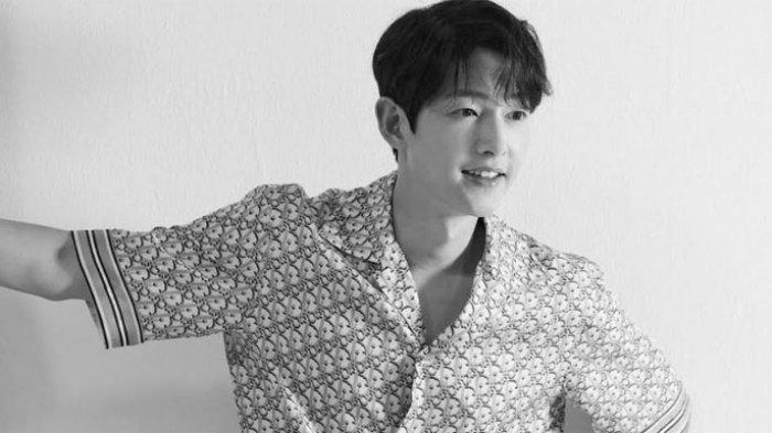 Song Joong Ki on Post Instagram