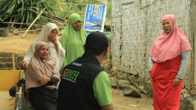 Warga Pedalaman Berharap Gunakan Mukena Baru Saat Ibadah di Bulan Ramadhan