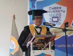 Prof Toni Toharudin Berikan Ucapan Selamat Atas Pengukuhan Guru Besar Bidang Ilmu Ekonomi Syariah di Cyber University