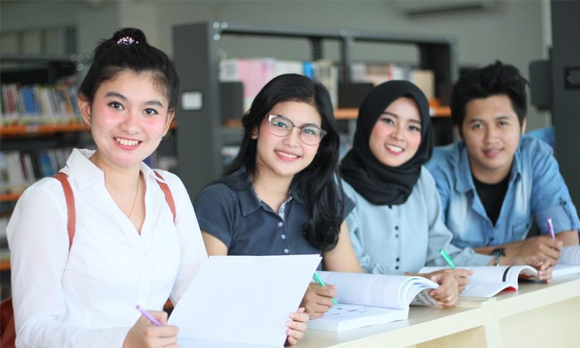 Dies Natalis BSI Ke-36, Bertabur Penghargaan Untuk Dosen Universitas yang Berprestasi