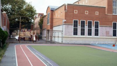 Sekolah fasilitas terlengkap di Depok