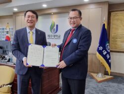 Perkuat Kerja Sama, Rektor IPB University Tandatangani  MoU dengan Presiden Jeju National University