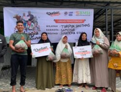 Qurban BMH Sumut Hadirkan Kebahagiaan di Samosir
