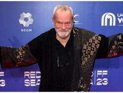 Terry Gilliam Memilih Johnny Depp Jadi Pemeran di Film Terbarunya