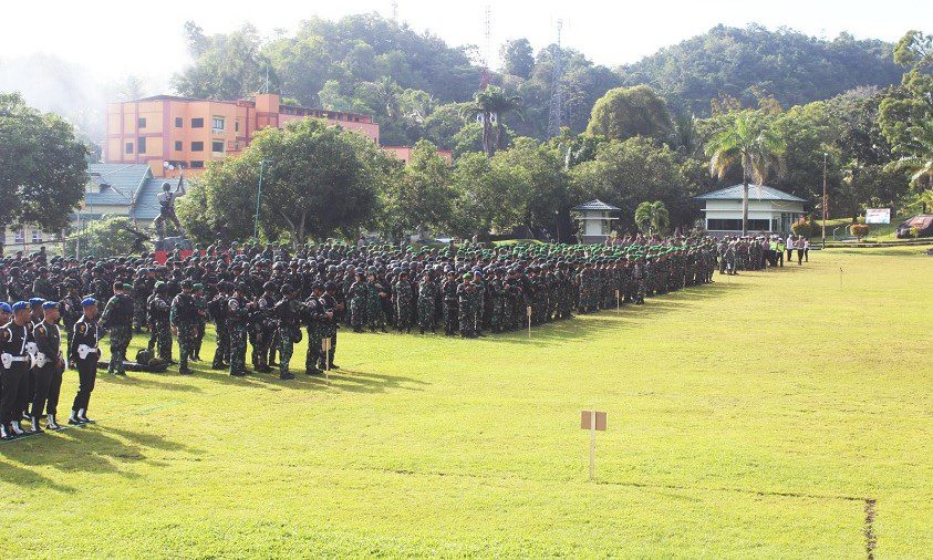 TNI-Polri Amankan Kunjungan Presiden Di Papua