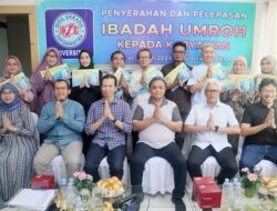 Haru & Bahagia Karyawan Universitas BSI Bisa Umrah Gratis
