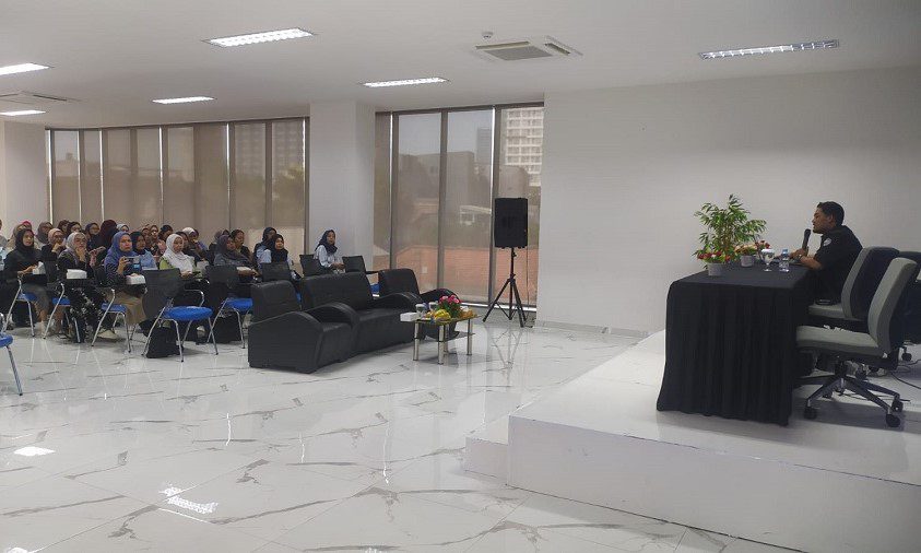Workshop pelayanan cyber University