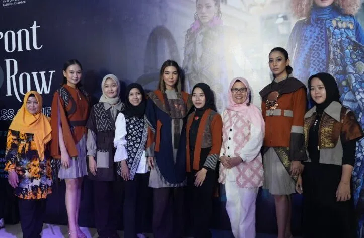 Fesyen Indonesia di Event Front Row