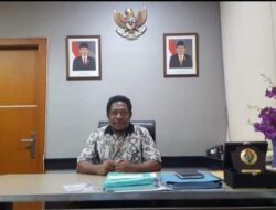 Terjadi Pemalangan Saat Perbaikan Jalan Berap-Demta, Ketua Komisi C DPRD Kabupaten Jayapura Minta Aparat Tindak Oknum Tersebut