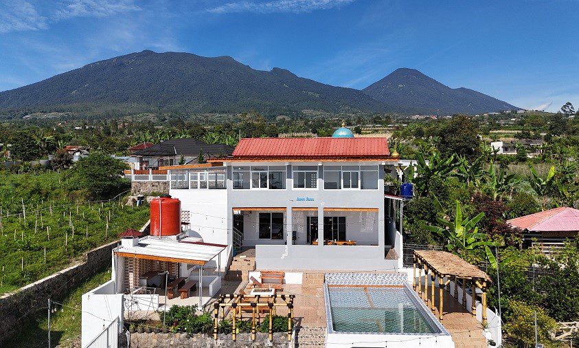 Liburan di Jason Farm Villa