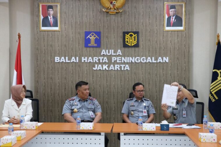Pembukaan Wasiat TertutupRahasia Atas Nama Almarhum Tanri Abeng Oleh BHP Jakarta